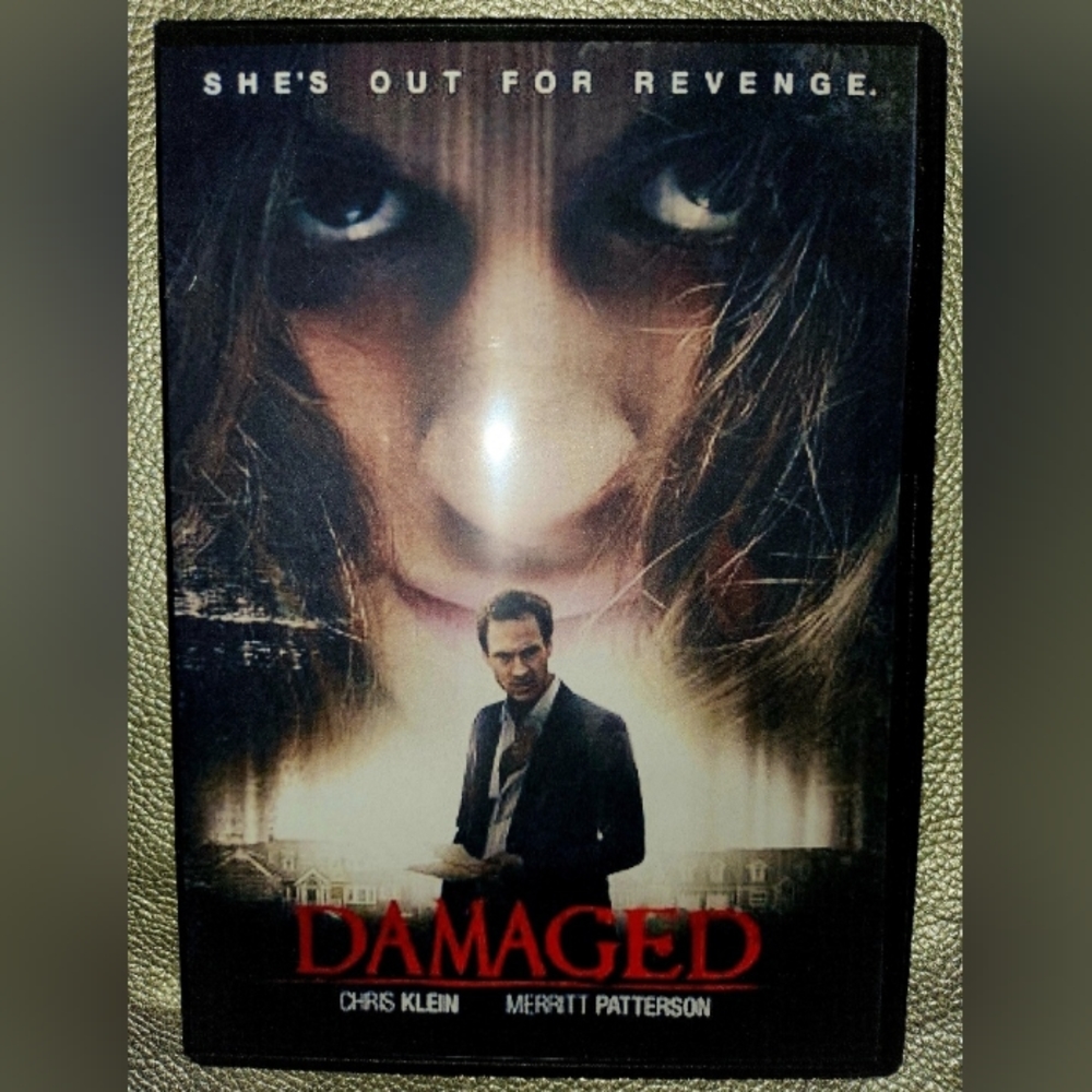 Damaged ~ (Dvd 2014) ~ Chris Klein ~ Merritt Patterson ~ ULTRA RARE